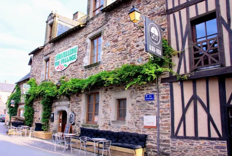 Le Café du Village