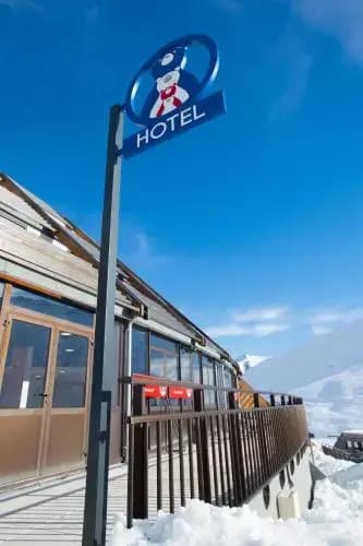 Hôtel des 4 Ours - Photo 1