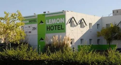 Lemon Hotel Penchard - Marne La Vallée - Photo 1