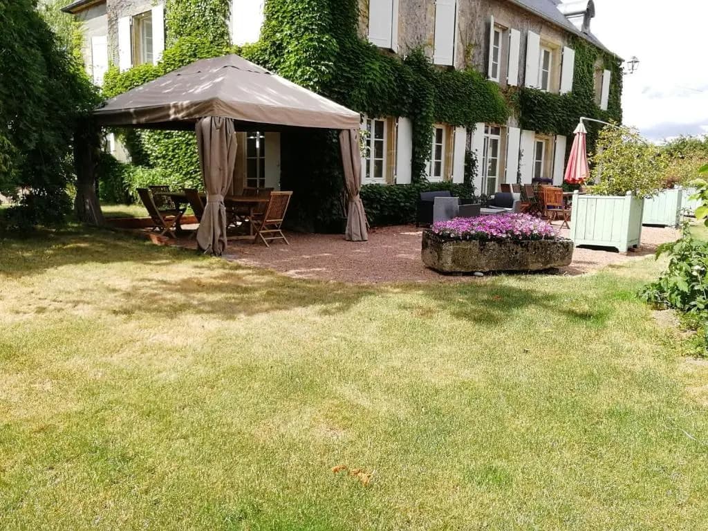 Chambres d'Hôtes - Domaine Des Perrières - Photo 1