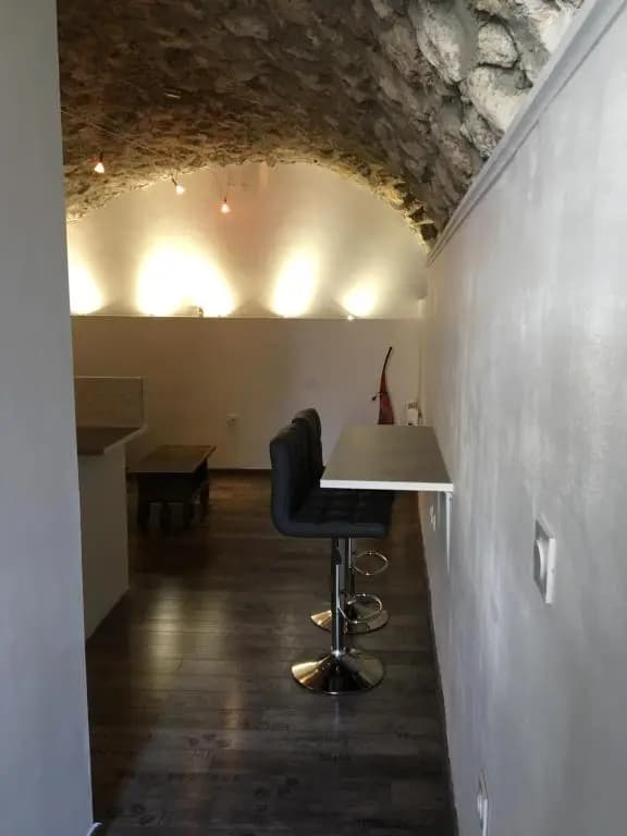 La Grotte - Photo 1