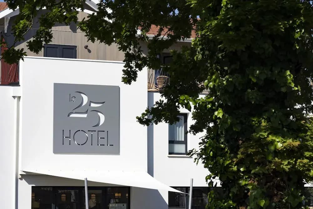 Hôtel Le 25 - Photo 1