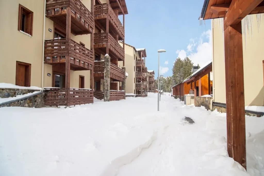 Résidence Les Chalets de l'Isard - Vacancéole - Photo 1