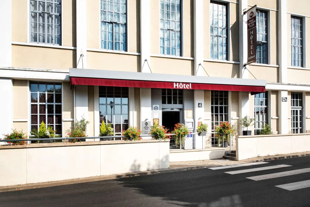Best Western Plus Hotel Colbert - Photo 1