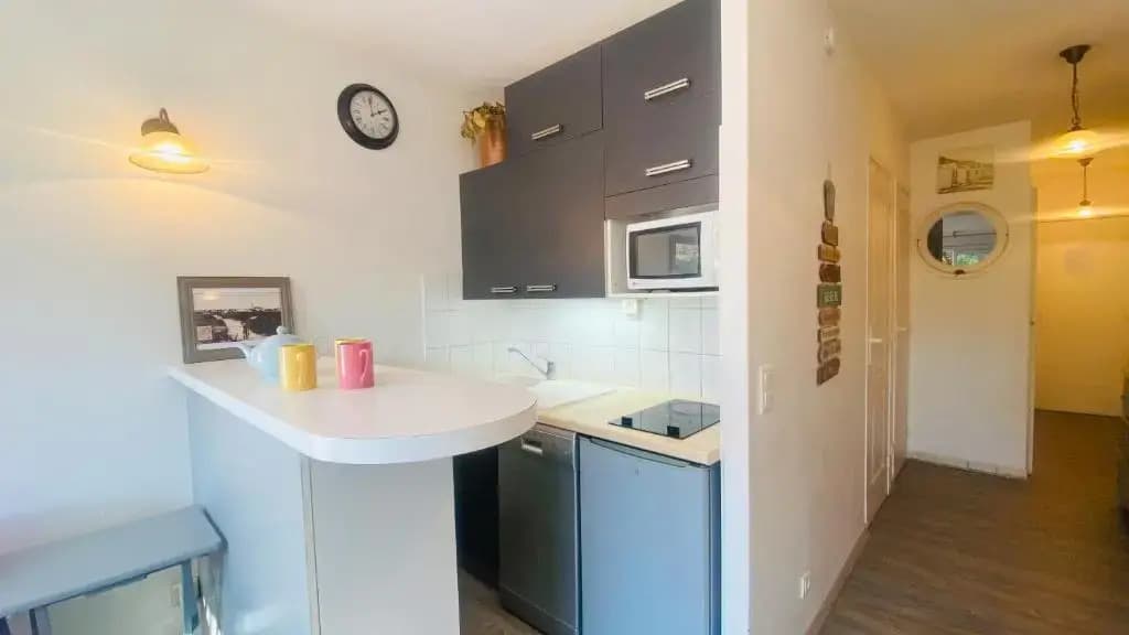 Appartement dans résidence avec piscine - Photo 1