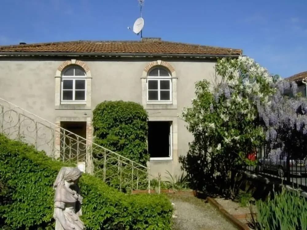L'Isle de Bourbon - Photo 1