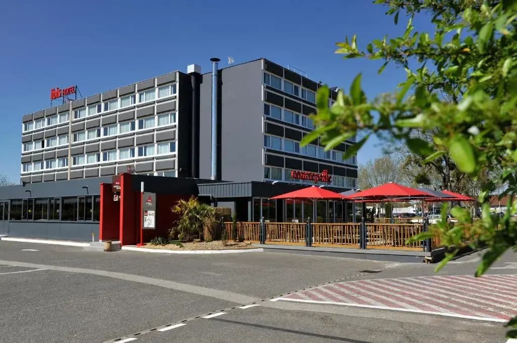 ibis Lyon Villefranche sur Saone - Photo 1