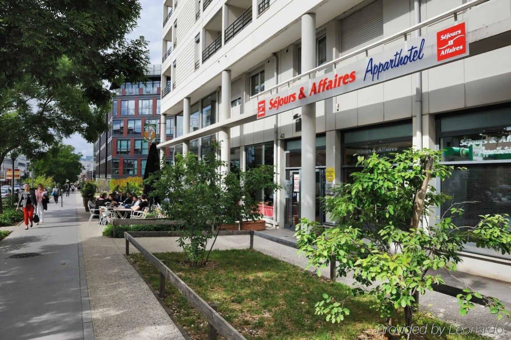 Séjours & Affaires Lyon Park Lane - Photo 1