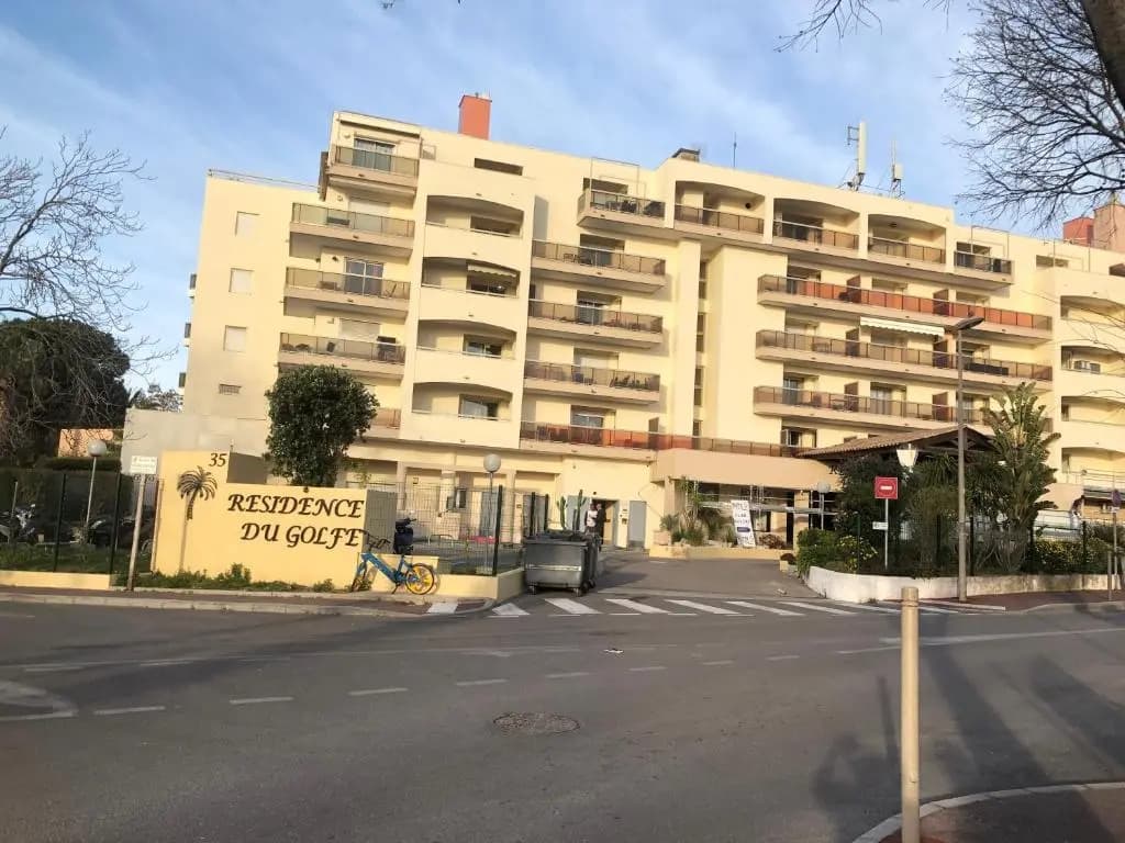 App.T2 De Standing Proche De La Mer - Photo 1