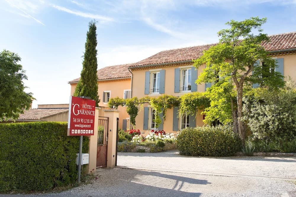 Hôtel La Garance - Photo 1