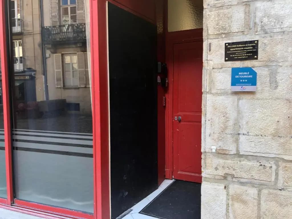 Appartements chez Delphine et Guillaume au coeur de Semur en Auxois - Photo 1