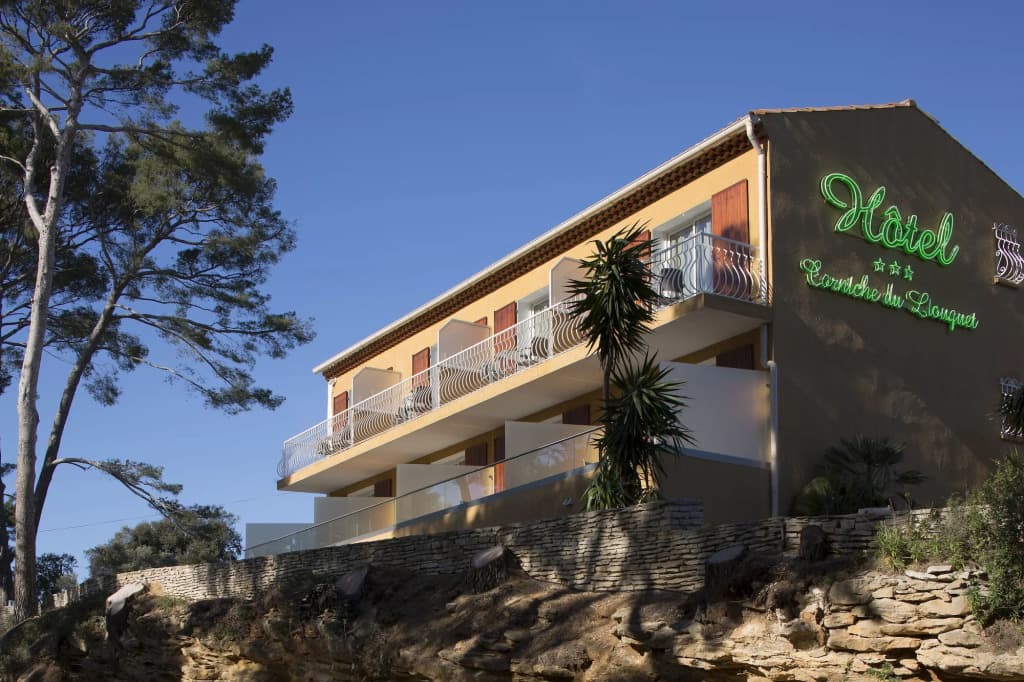 Hôtel Corniche du Liouquet - Photo 1