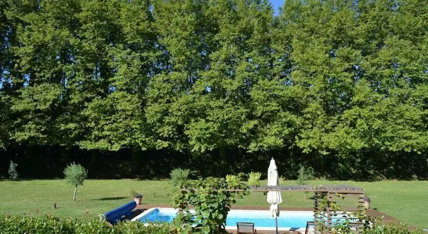 The Coachhouse B&B Bus - Photo 1