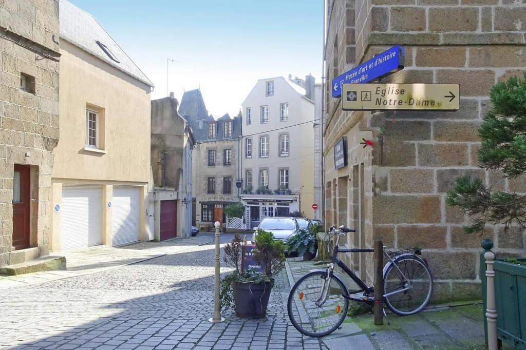 Holiday Home in St.martin-de-brehal - Photo 1