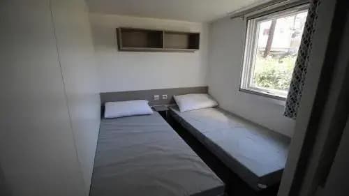 Mobile Home - Photo 1