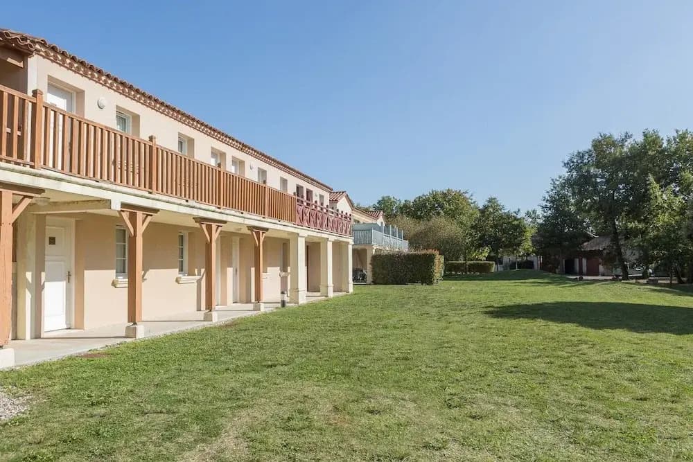 Pierre & Vacances Résidence du Lac - Photo 1