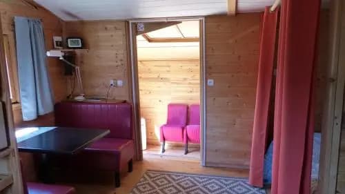 Camping à la Ferme de Bourras - Photo 1