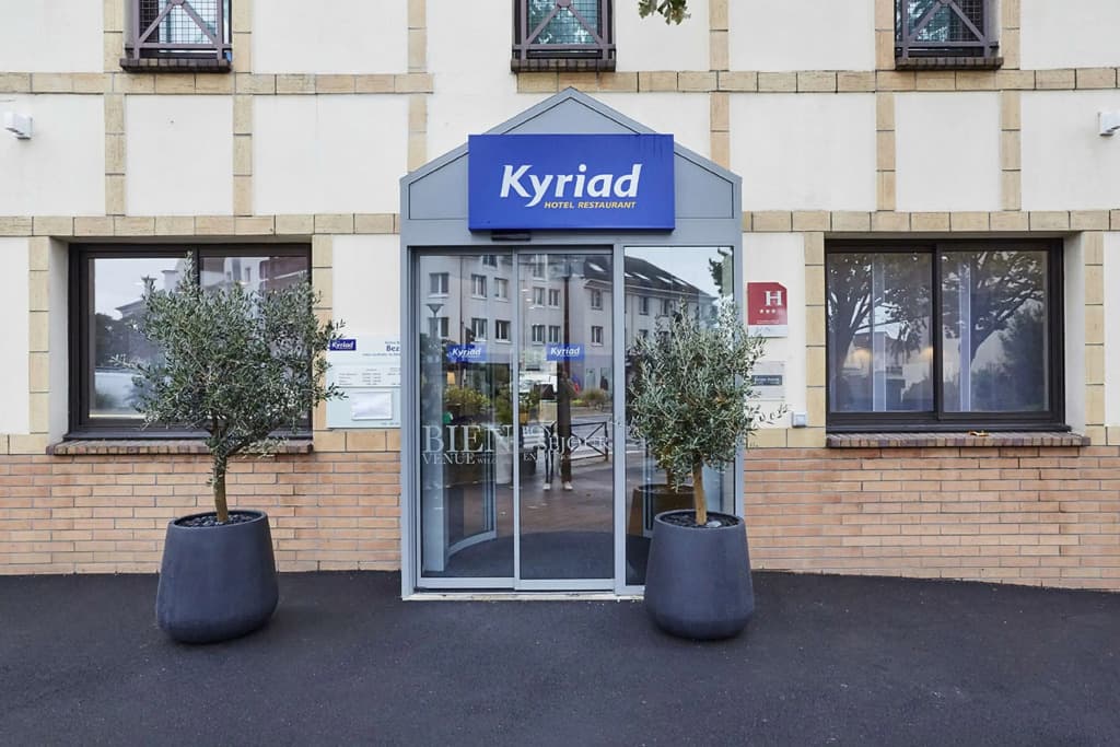 Hôtel Kyriad Paris Bezons - La Défense - Photo 1