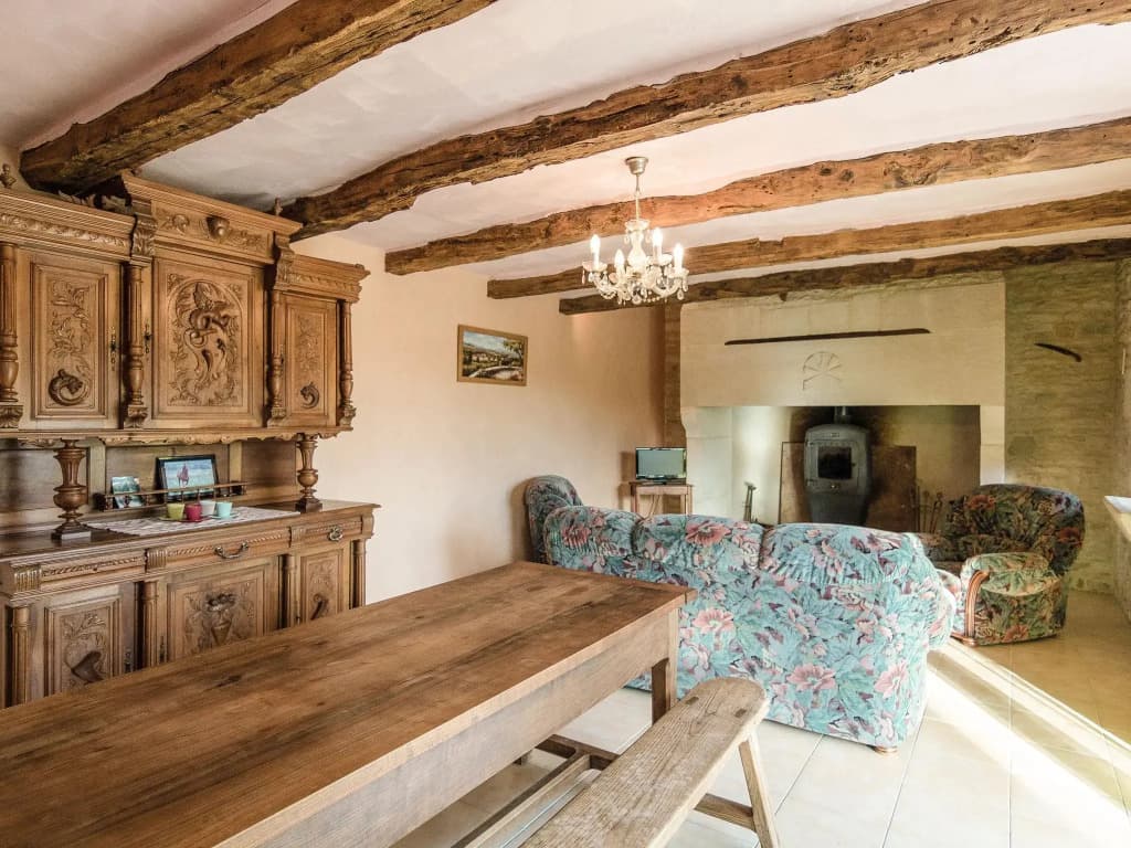 Beautiful Holiday Home in Cressensac with Swimming Pool - Photo 1