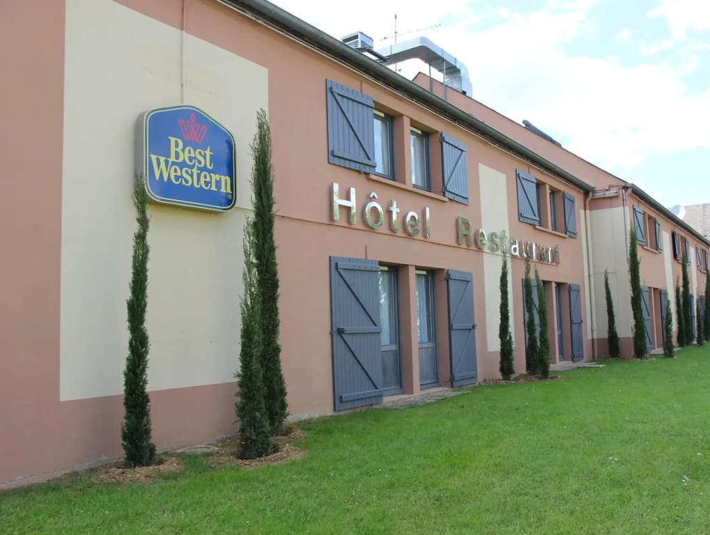 BEST WESTERN The Hotel Versailles - Photo 1