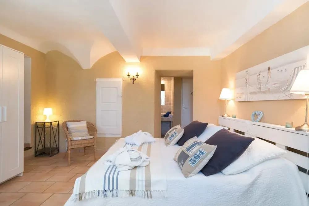 Chateau Nestuby - Photo 1