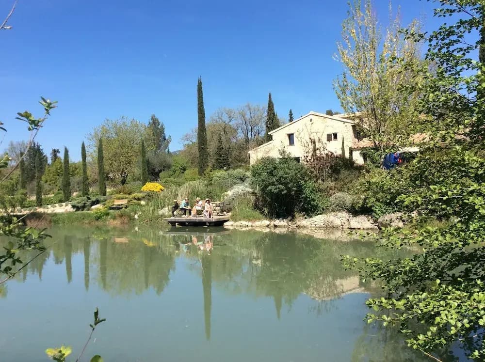 Chambre d'hôtes Au Chant des Sorgues - Photo 1