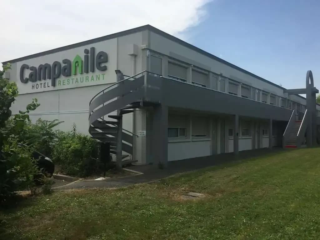 Hotel Campanile Nantes Est - Saint Sébastien Sur Loire - Photo 1