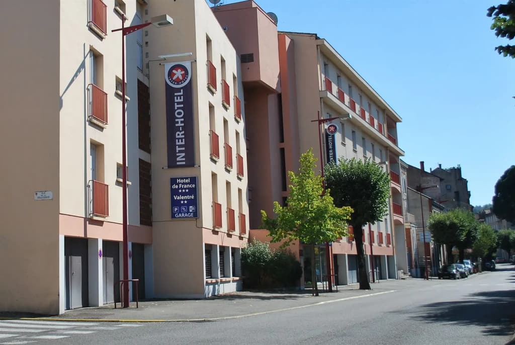 Brit Hotel Cahors - Le Valentré - Photo 1