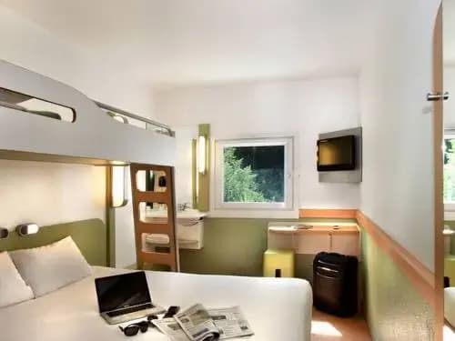 ibis budget Antibes Sophia - Photo 1