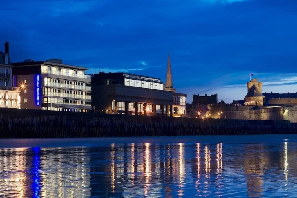 Hotel Oceania Saint Malo - Photo 1