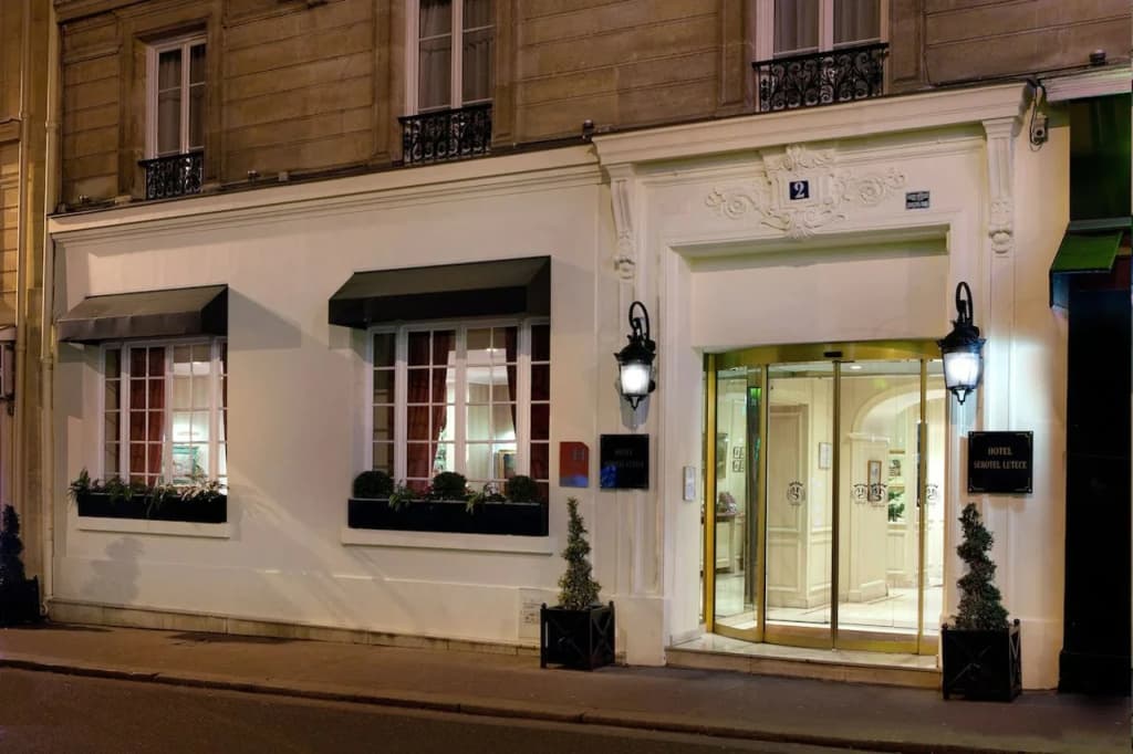 Hôtel Serotel Lutèce - Photo 1
