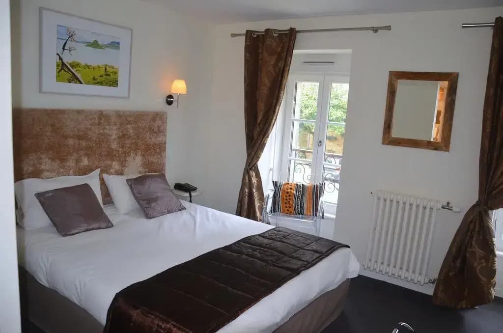 Hotel Restaurant Lesage - Photo 1