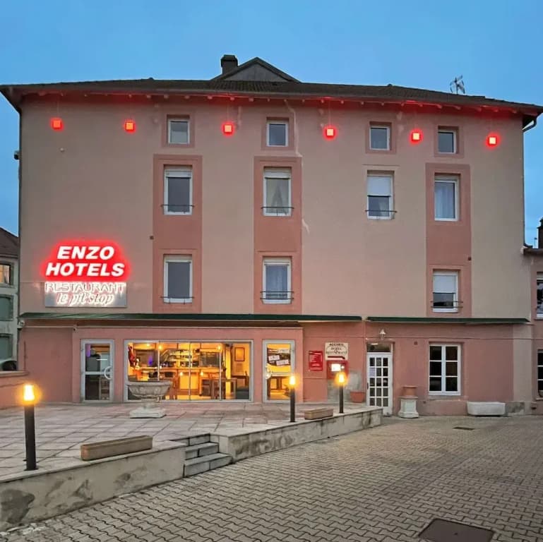 Enzo Hotels Neufchateau - Photo 1