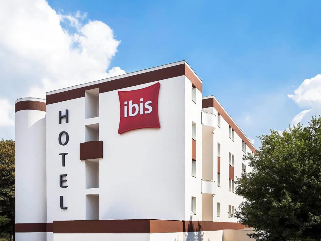 Ibis Paris Meudon Velizy - Photo 1