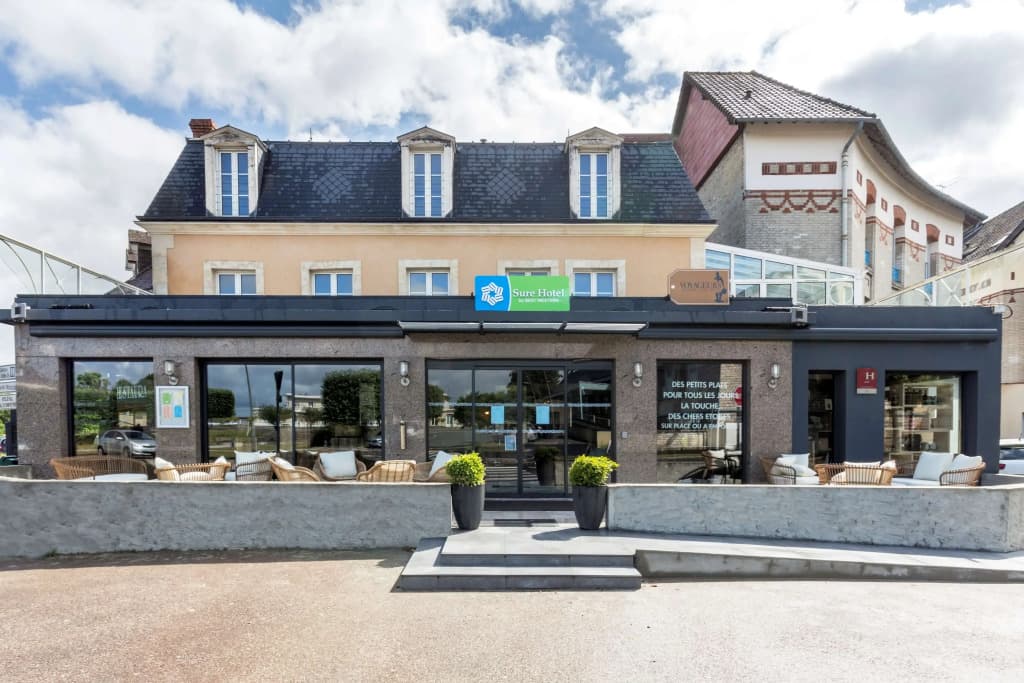 Sure Hotel by Best Western Argentan - Photo 1