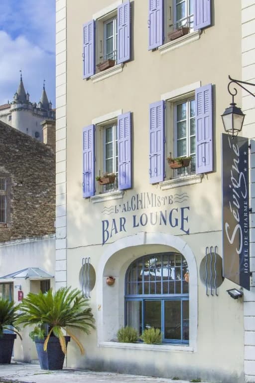 Hôtel L'instant Sévigné - Photo 1