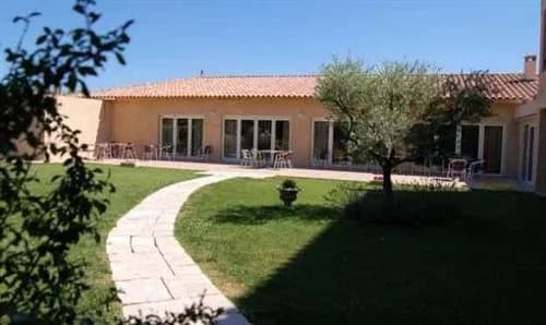 Hôtel-Restaurant La Goutte d'Eau - Photo 1