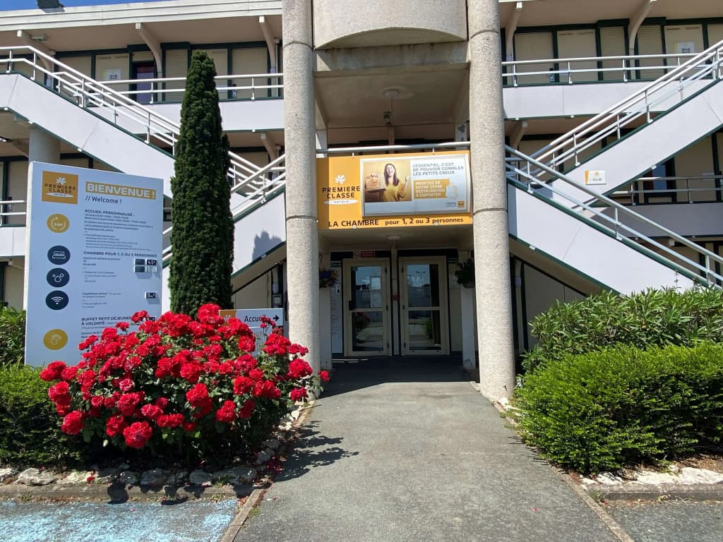 Premiere Classe La Rochelle Sud-Angoulins - Photo 1