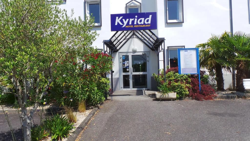Hôtel Kyriad Quimper Sud - Photo 1