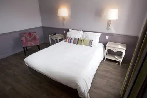 Hotel Les Charmes - Photo 1