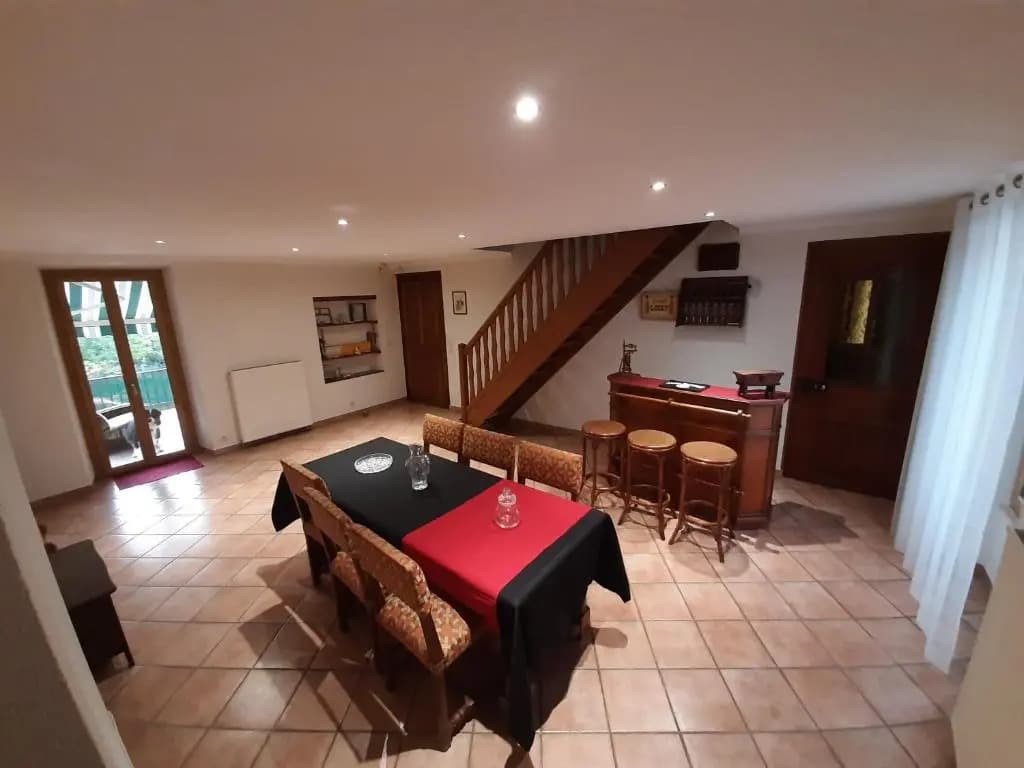 8 personnes, spacieux tout-confort à Albertville - Photo 1