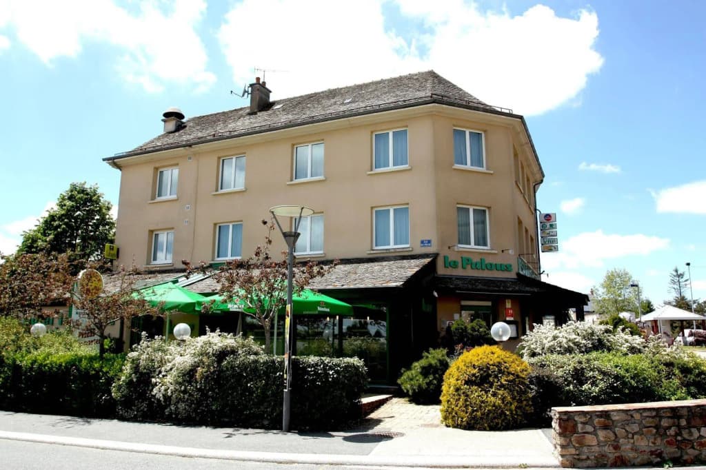 Hôtel Le Palous - Photo 1