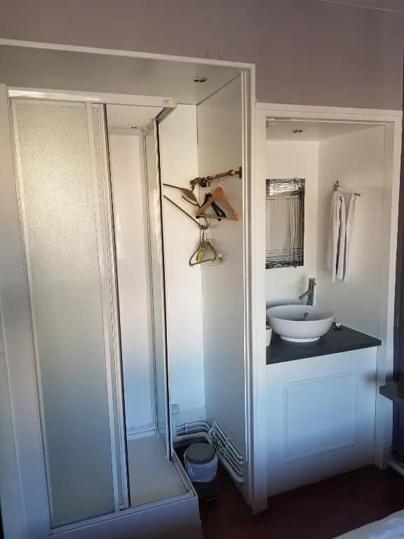 Hotel Des Voyageurs - Photo 1