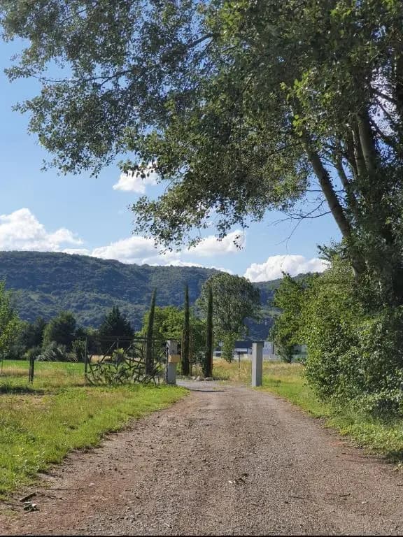 En campagne, confortable - Photo 1