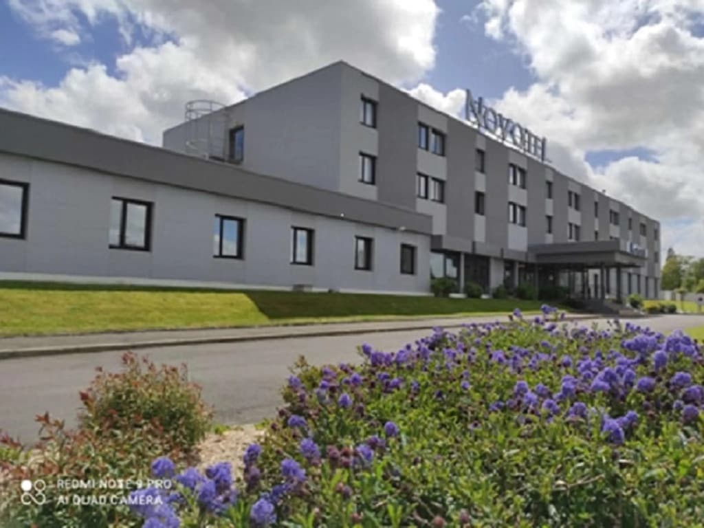 Novotel Bayeux - Photo 1