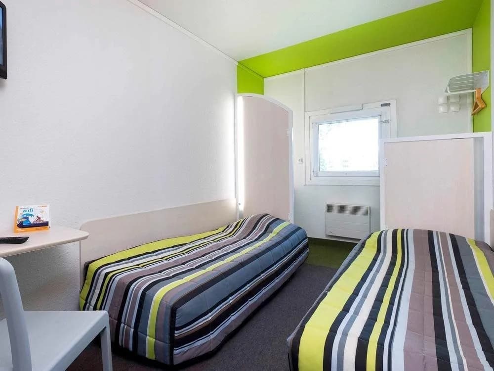 Hotelf1 Cergy Conflans Ste Honorine - Photo 1