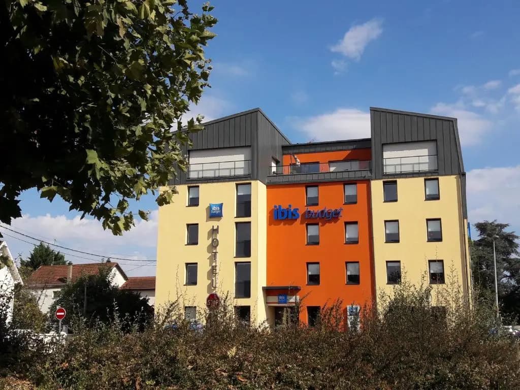 Ibis Budget Auxerre Centre - Photo 1