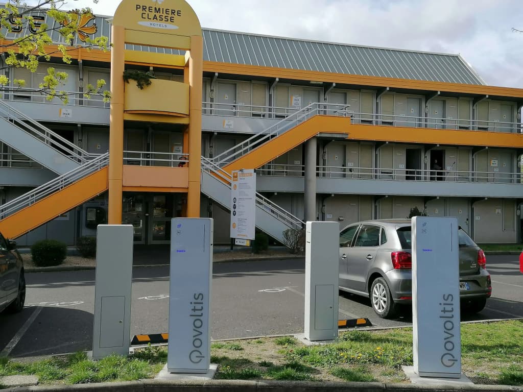 PREMIERE CLASSE CLERMONT FERRAND SUD - Aubière - Photo 1