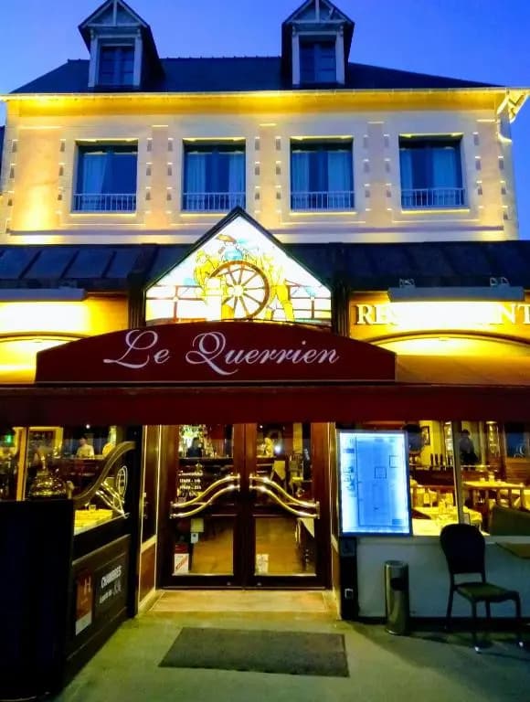 Le Querrien - Photo 1