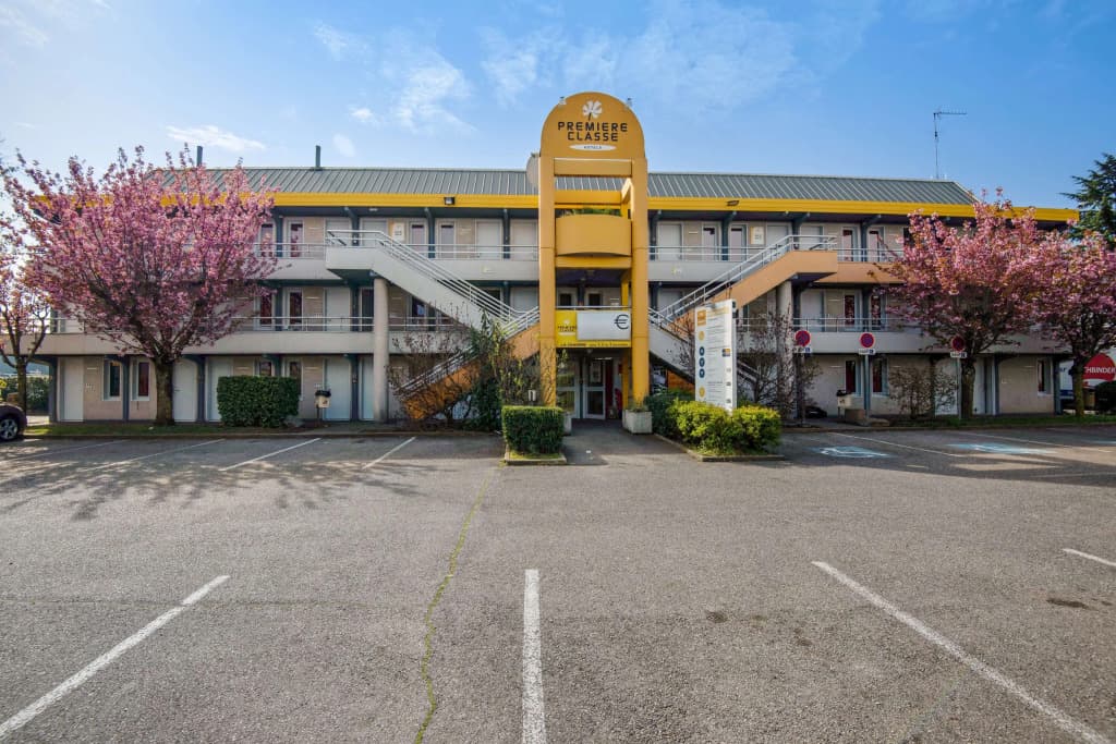 Premiere Classe Lyon Est - Bron Eurexpo - Photo 1